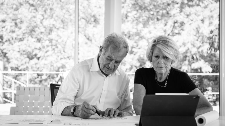 Prof. Hans Nickl et Prof. Christine Nickl-Weller Photo du professeur Hans Nickl et du professeur Christine Nickl-Weller
