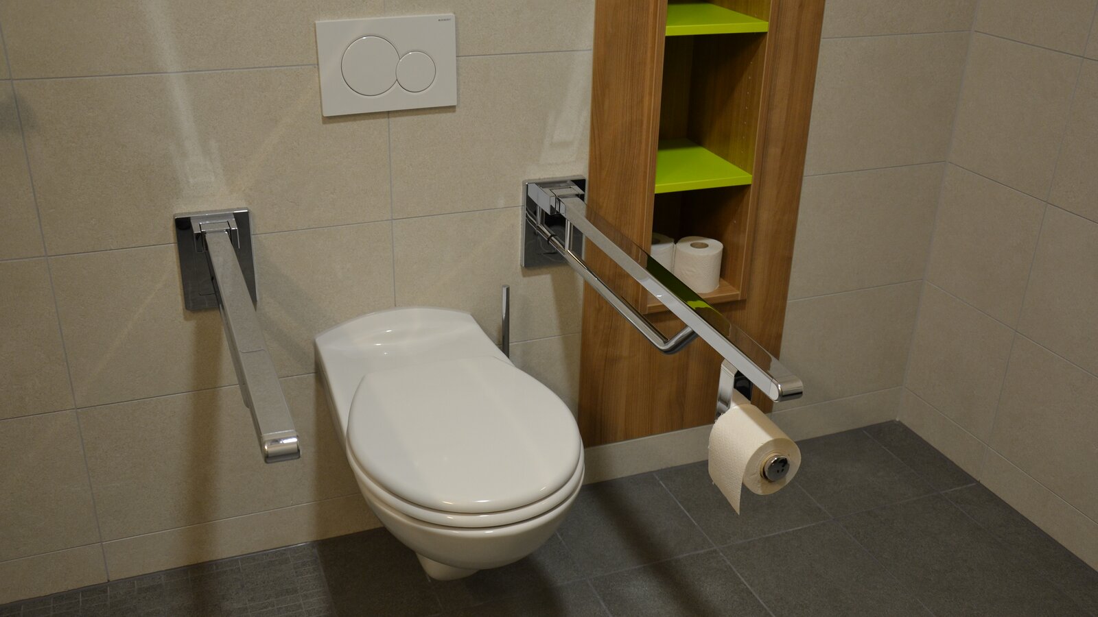Hospice de l'hôpital Julius à Würzburg toilettes équipées de poignées de soutien